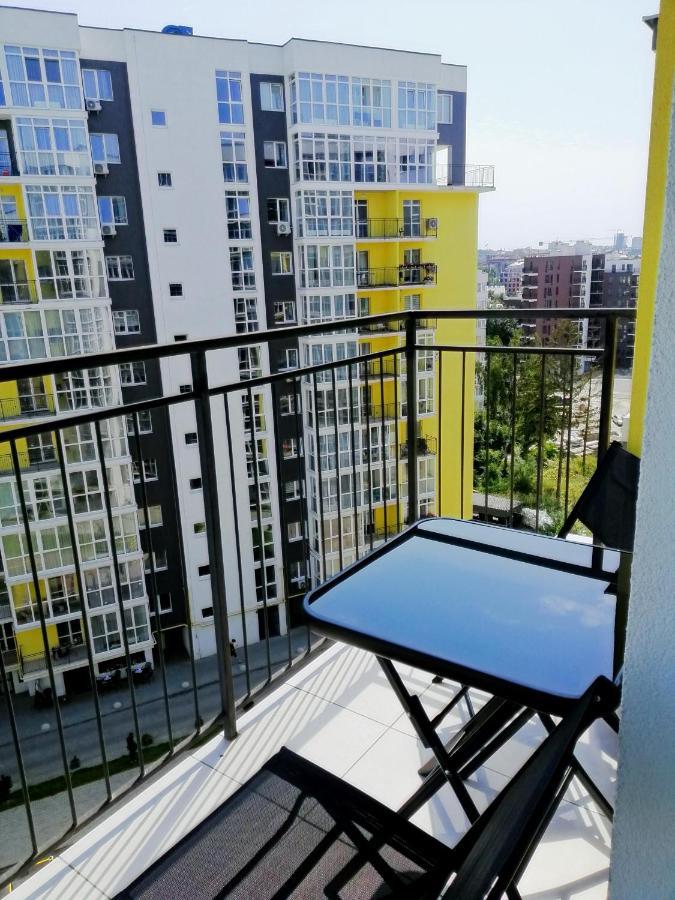 Арт-Де-Львів Apartment Exterior foto