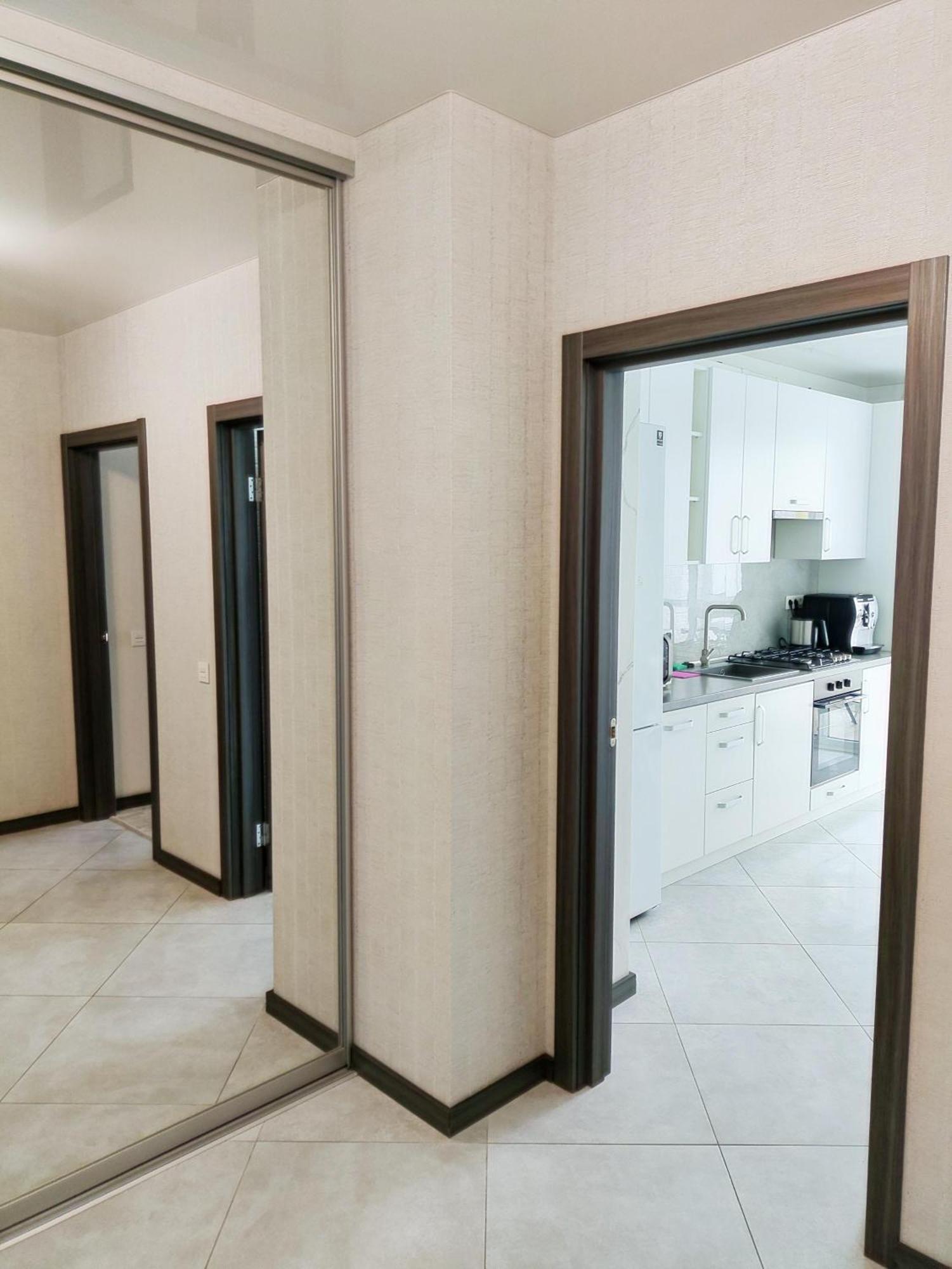 Арт-Де-Львів Apartment Exterior foto