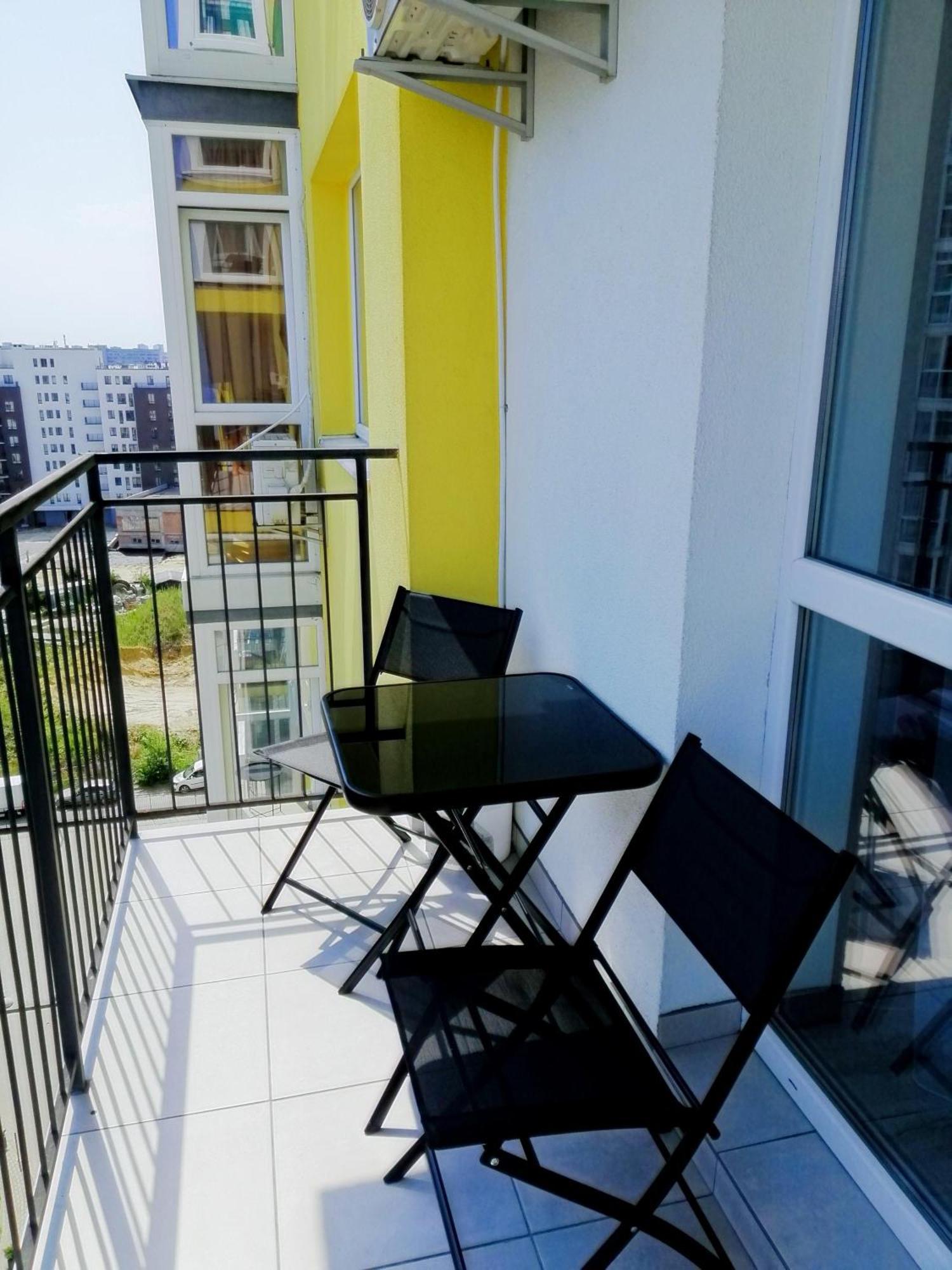 Арт-Де-Львів Apartment Exterior foto